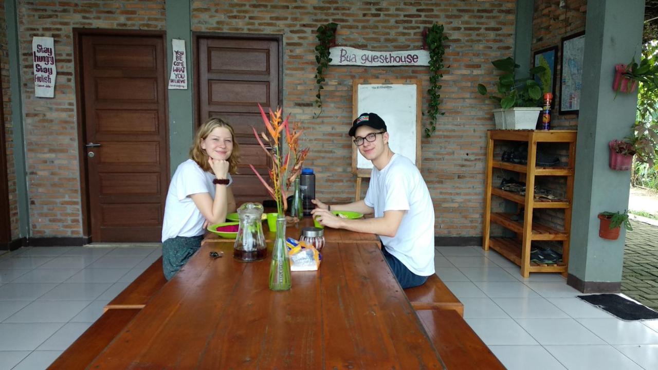 Bua Guest House Medan Exterior foto